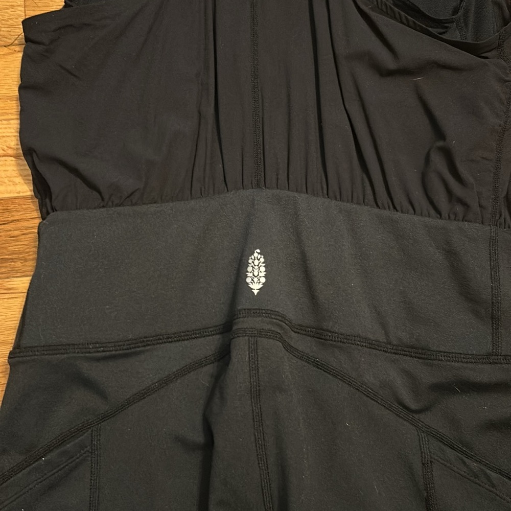 Free People black tank cropped jumpsuit, small. Worn once. Perfect condition! - Picture 5 of 6